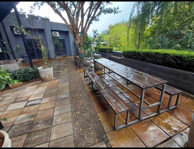 10M² OFFICE TO LET IN KYALAMI